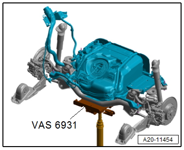 Removing and installing rear axle, multi-link suspension, front-wheel drive, Golf GTE