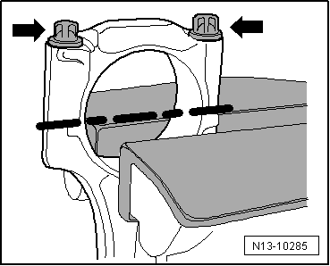 Assembly overview - pistons and conrods