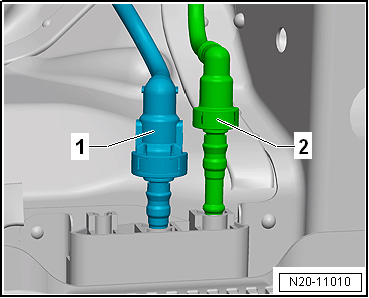 Removing and installing fuel tank, vehicles with multi-link rear suspension and fuel tank leakage diagnosis function