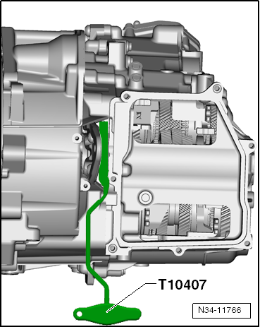 Removing and installing mechatronic unit for dual clutch gearbox -J743