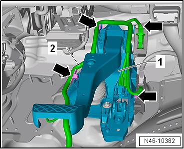 Removing and installing mounting bracket, RHD vehicles